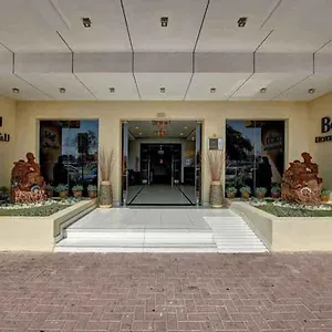 Beach Aparthotel
